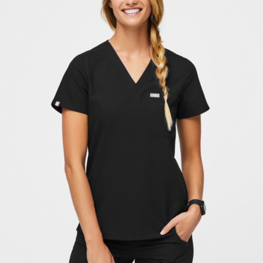 Figs Catarina scrub top